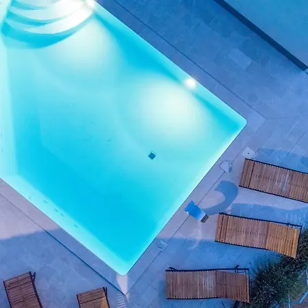 Vila Honey With Private Pool, Near Split